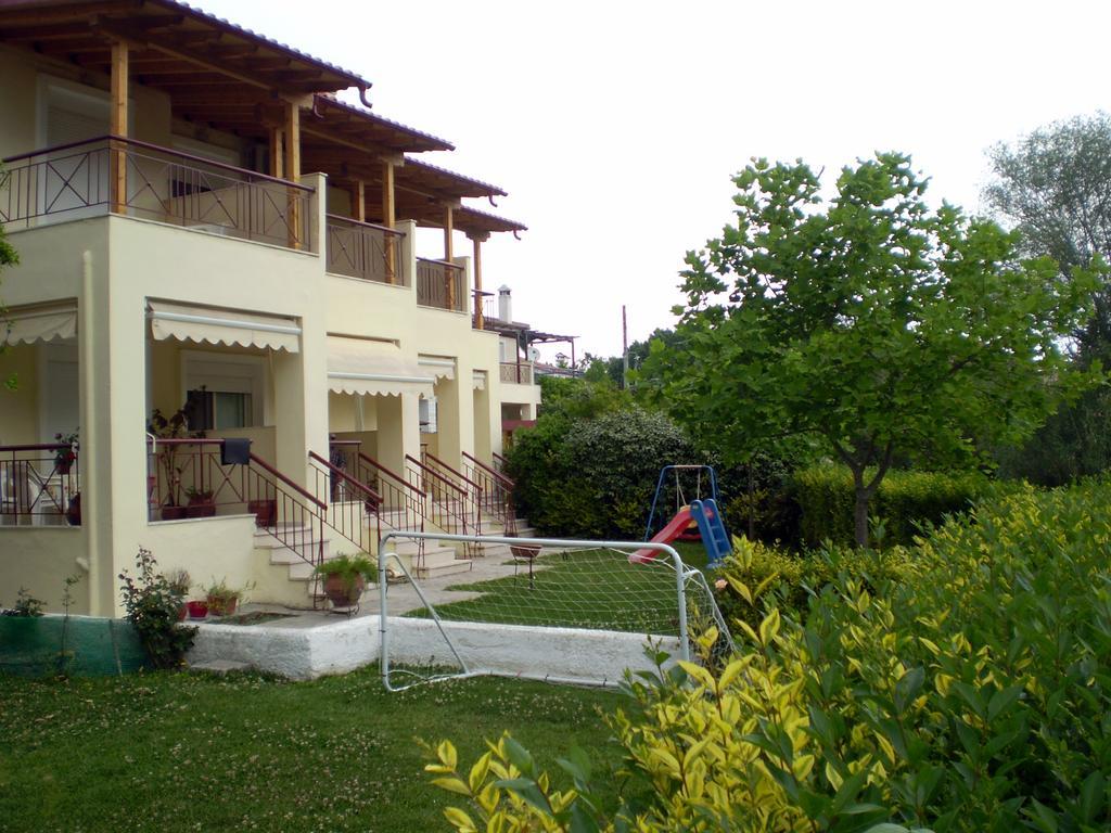 Siviri Rental Houses Luaran gambar