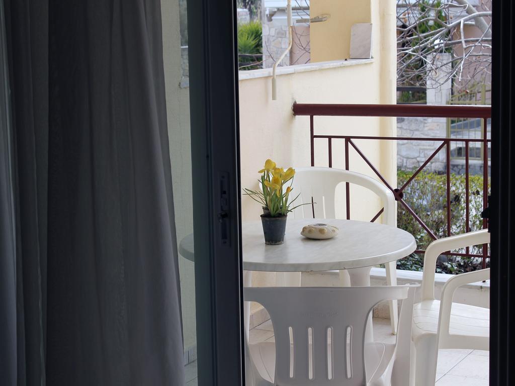 Siviri Rental Houses Luaran gambar