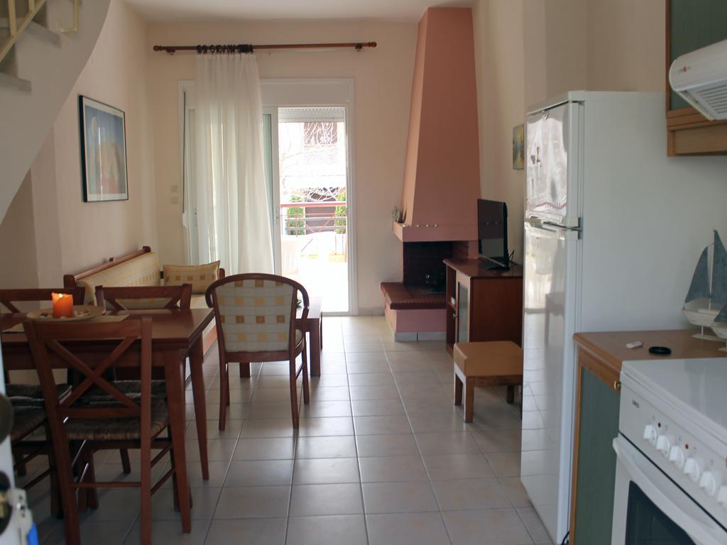 Siviri Rental Houses Luaran gambar