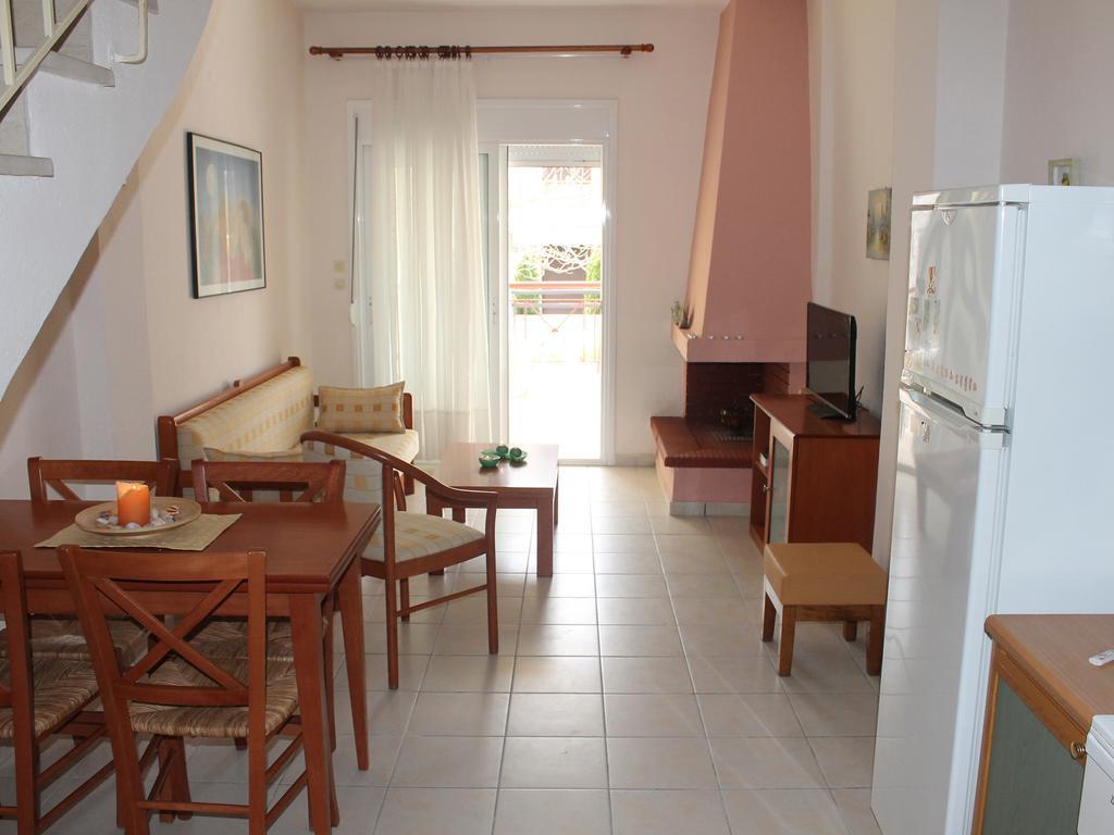 Siviri Rental Houses Luaran gambar