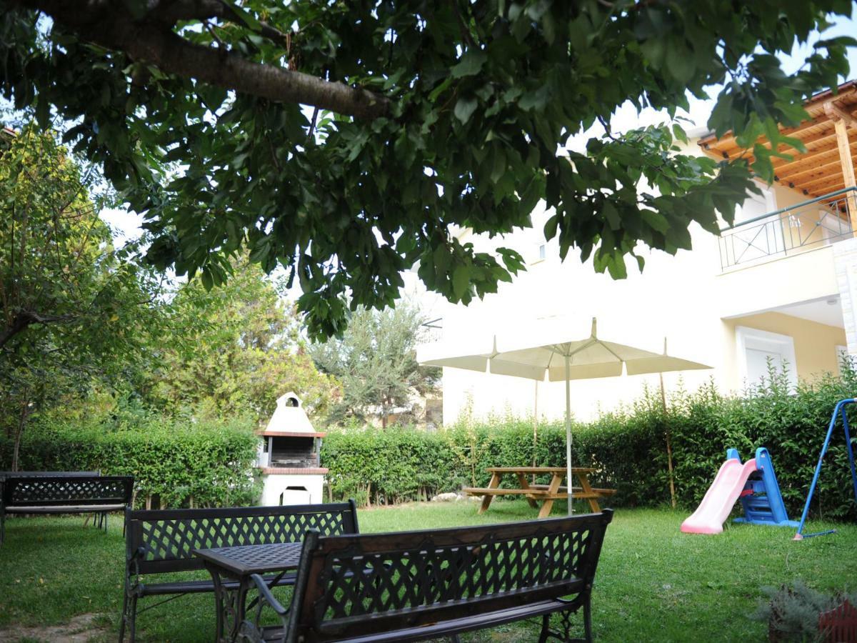 Siviri Rental Houses Luaran gambar