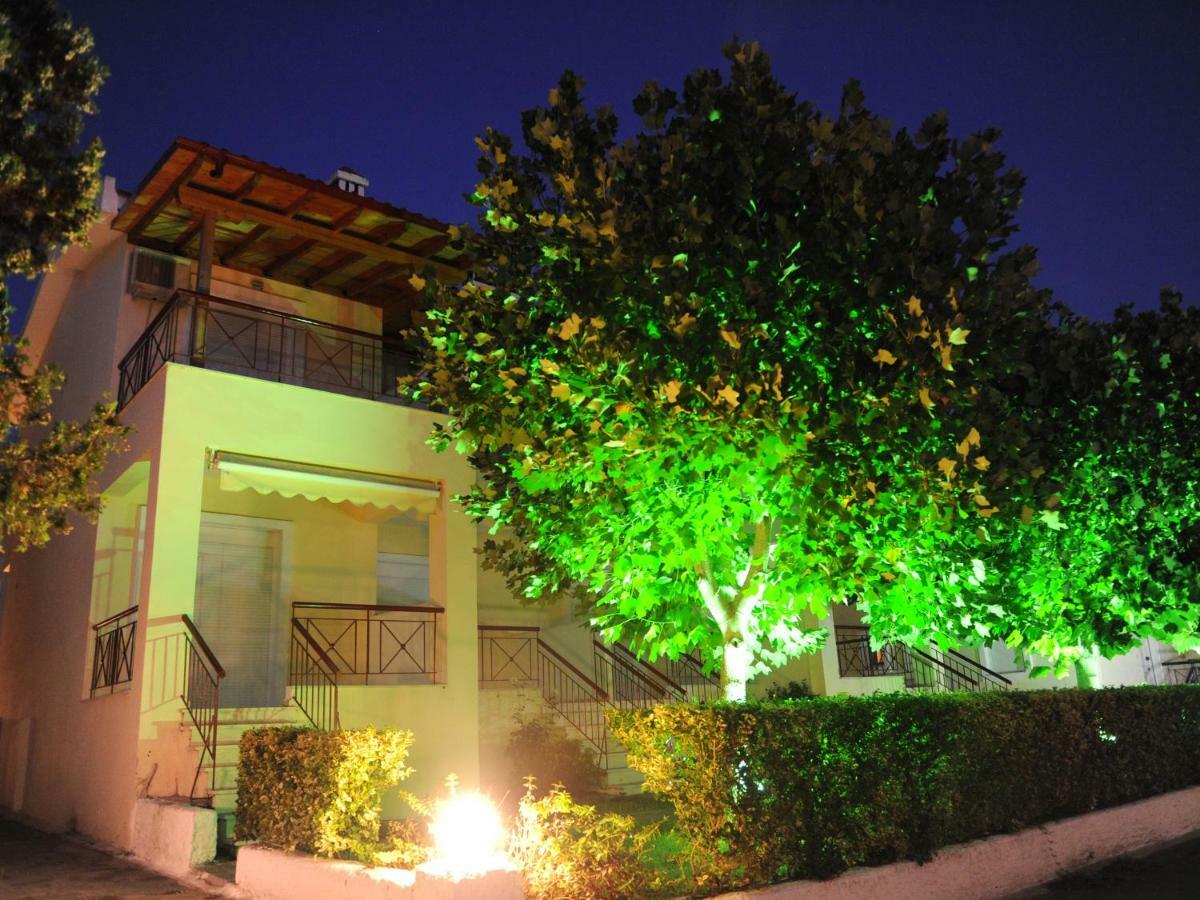 Siviri Rental Houses Luaran gambar