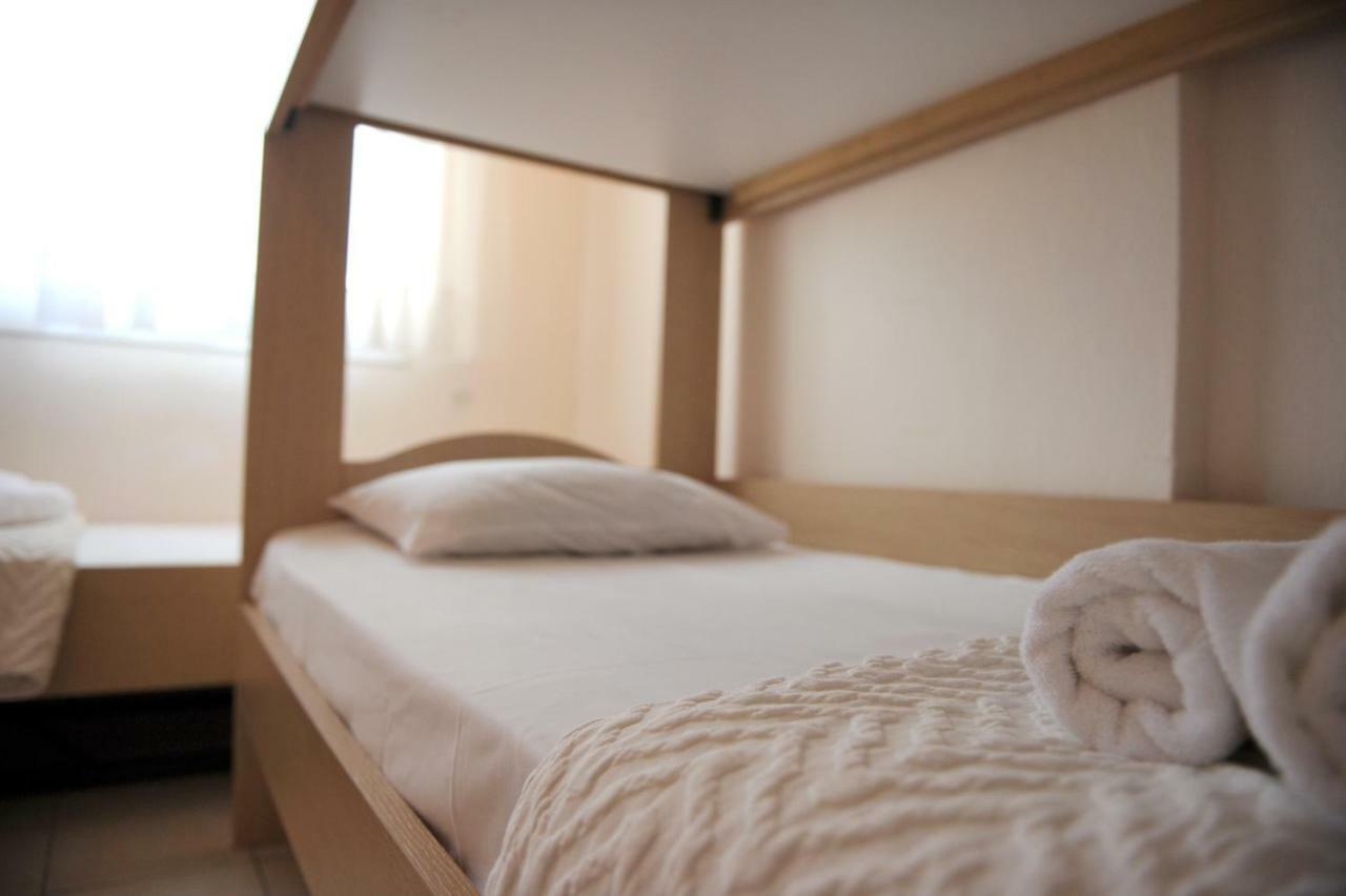 Siviri Rental Houses Luaran gambar